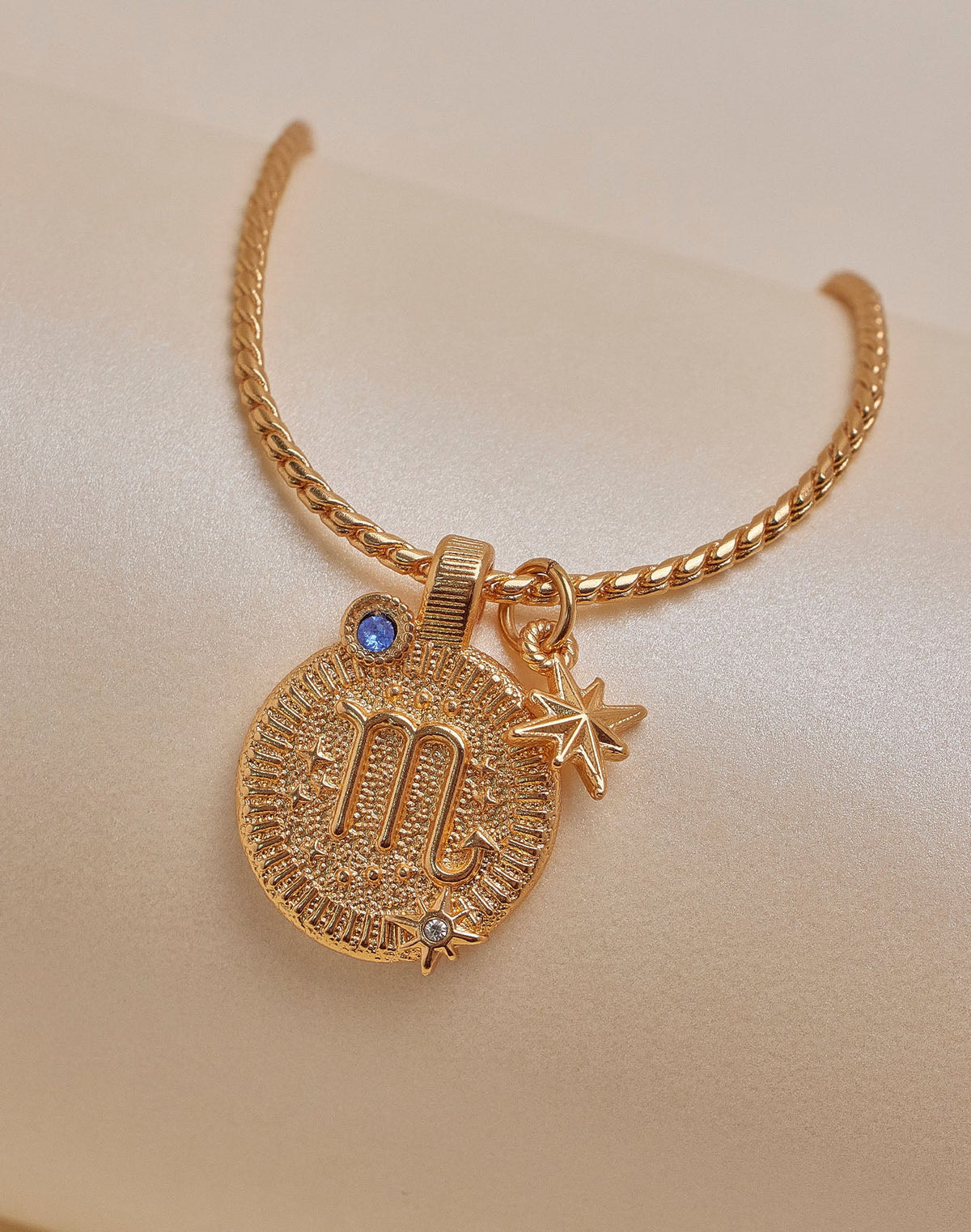 Collares Zodiac