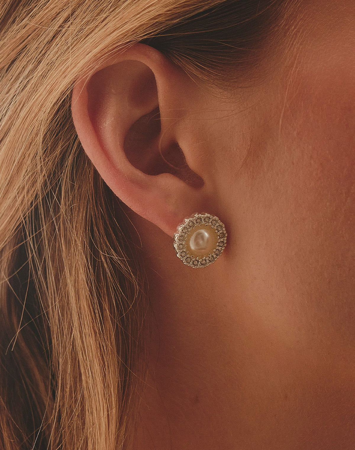 Aretes Roma