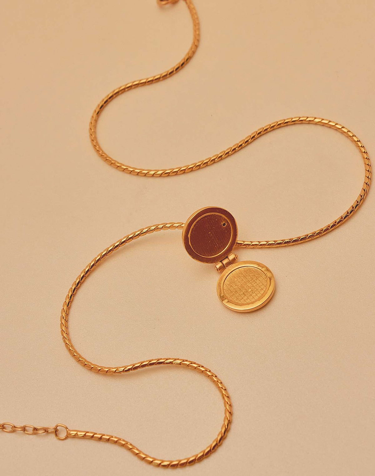 Collar Relicario Mom