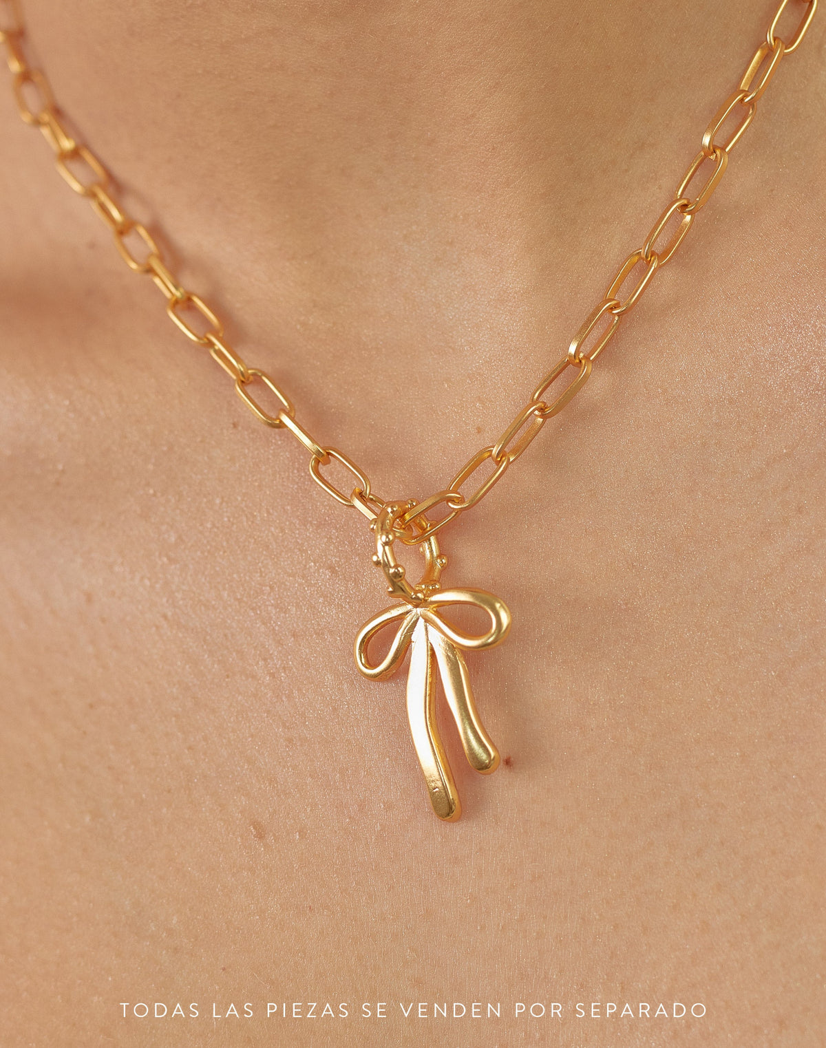 Maxi Charm Lazo